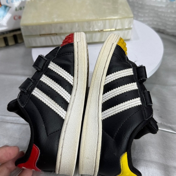 (E4)Adidas Lego Superstar Toddler SneakersLimited Edition Yellow and Red, Sz 7K - Picture 11 of 12